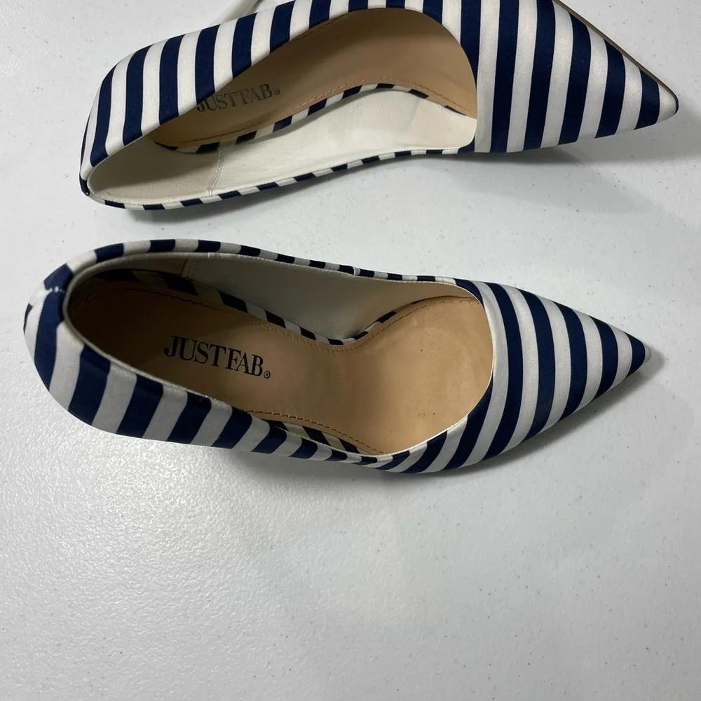 JustFab Striped Navy and White Heels SB-